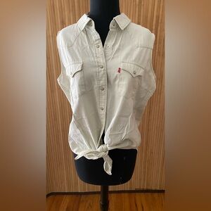 NWT Levi's sleeveless Denim Tie blouse / Light wash  Size L